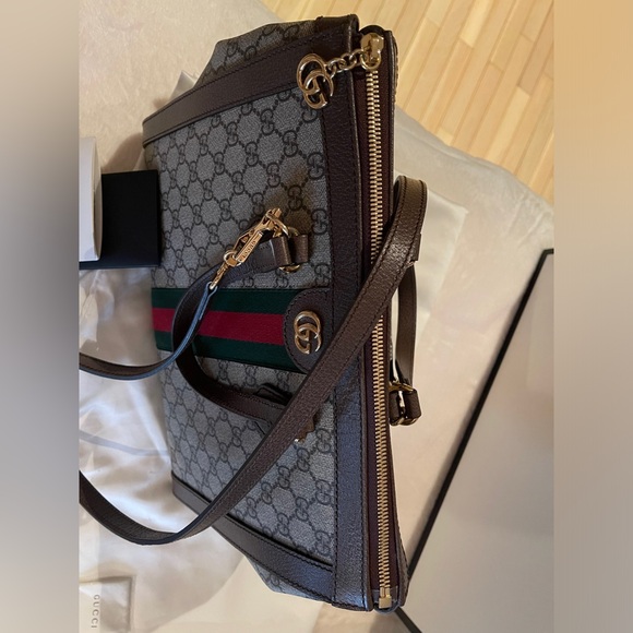 Like new, lightly used - Picture 2 of 8